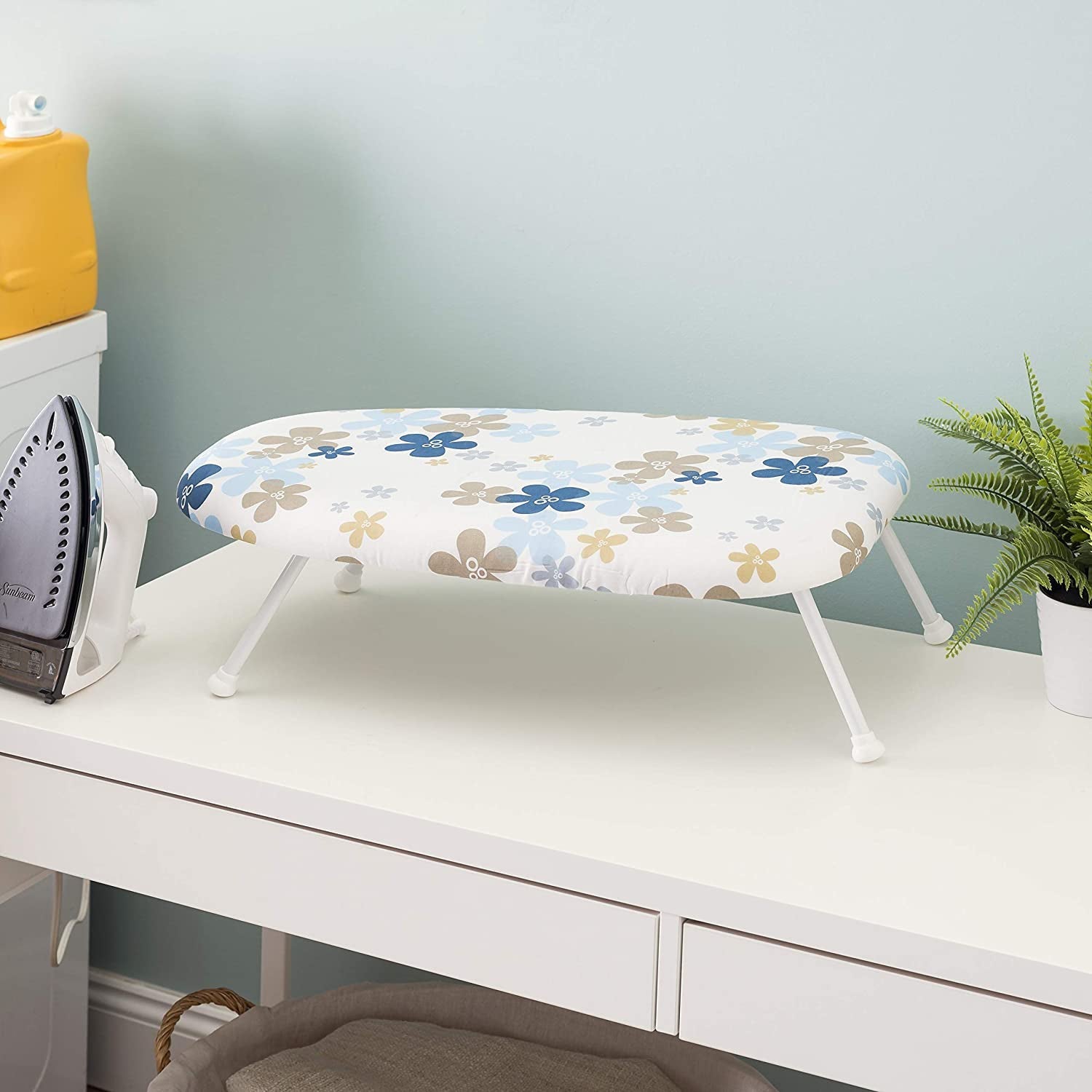 6081 Portable Ironing Pad used in all households and iron shops for ironing clothes and fabrics etc. 6081 Portable Ironing Pad used in all households and iron shops for ironing clothes and fabrics etc.